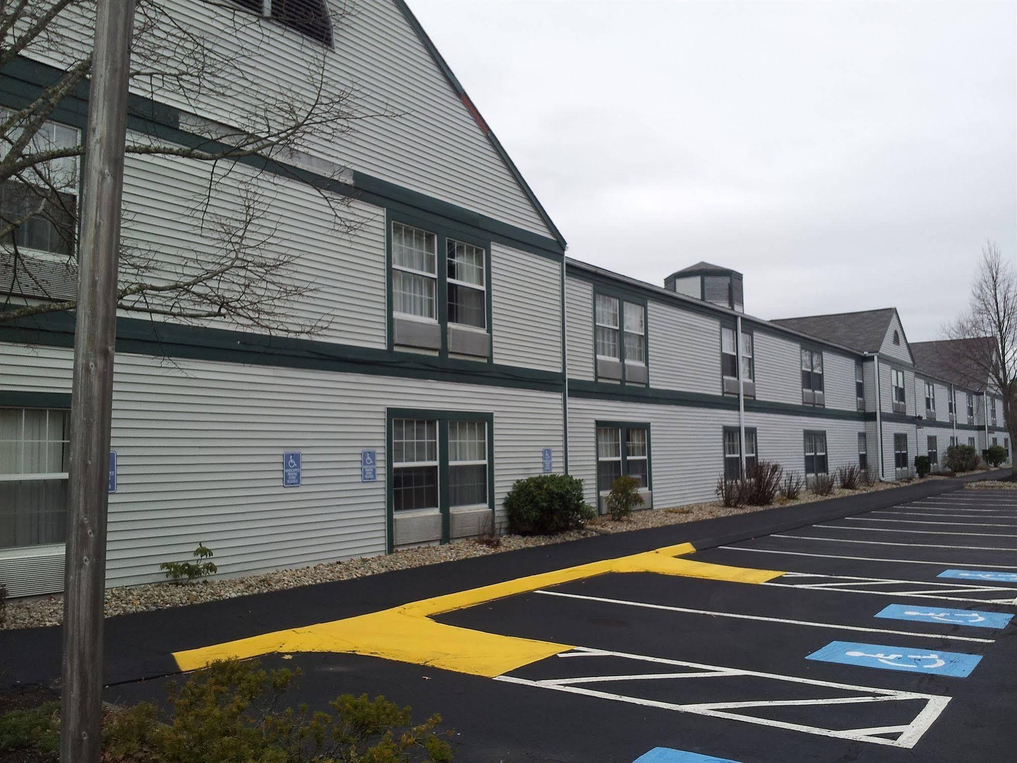 Baymont By Wyndham North Dartmouth Fall River מראה חיצוני תמונה