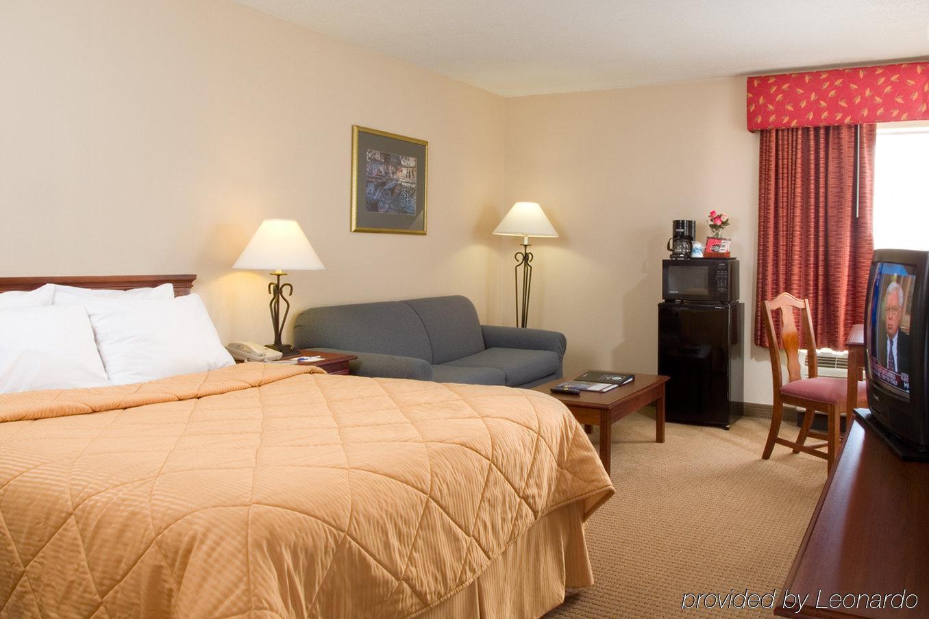 Baymont By Wyndham North Dartmouth Fall River חדר תמונה